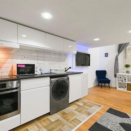 בודפשט Lovely Studio Flat In Damjanich Street - Leonard מראה חיצוני תמונה